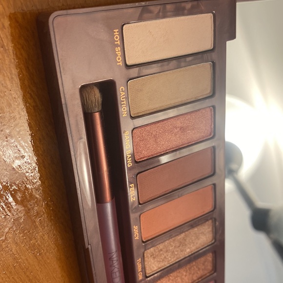 Naked Urban Decay Cherry Eye Pallet - Picture 4 of 8
